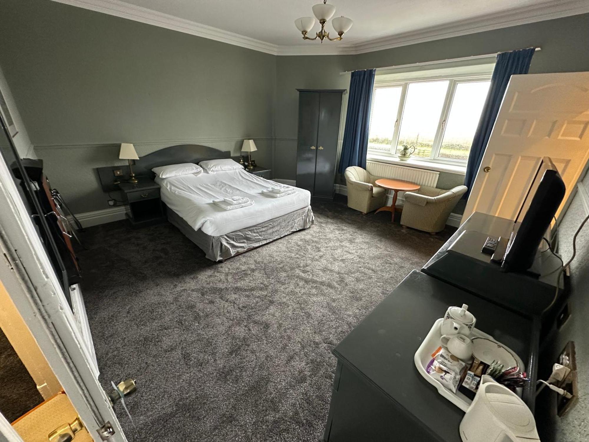 Clarkes Hotel Barrow In Furness المظهر الخارجي الصورة