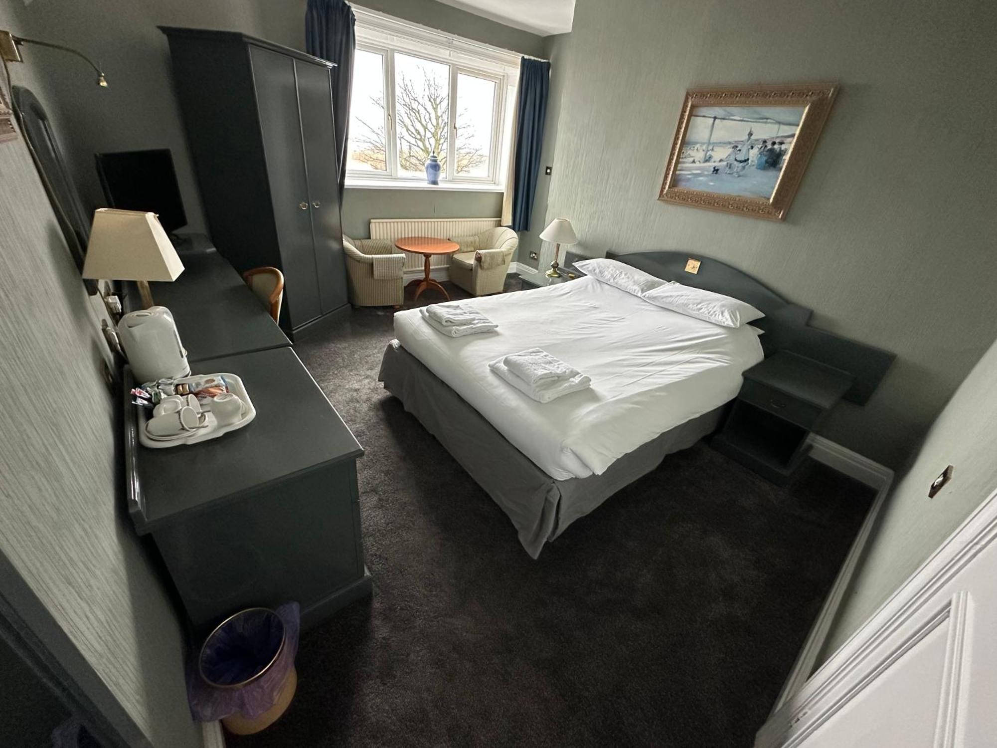 Clarkes Hotel Barrow In Furness المظهر الخارجي الصورة